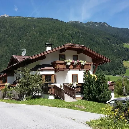 Apartmán Haus Pinnistor *