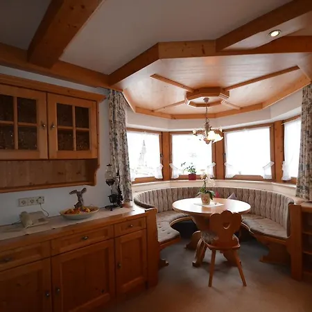 Appartement Haus Pinnistor *