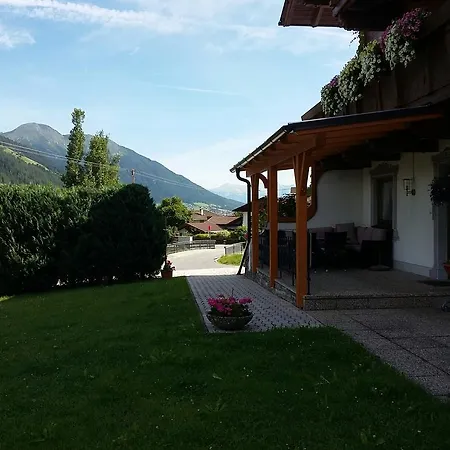 Apartmán Haus Pinnistor *