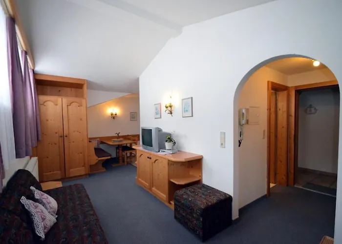 Haus Pinnistor Apartment