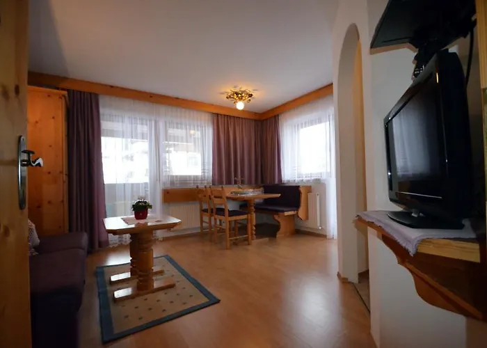 Apartment Haus Pinnistor